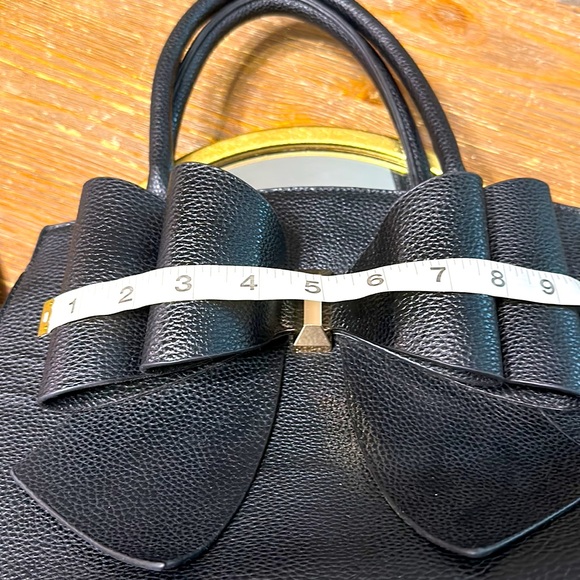 Crossi Like NEW Elegant Bow Black Classic Park Bow Leather Satchel Hand Purse - Picture 10 of 15